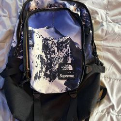 Supreme Mountain Backpack