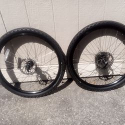 26 Inch Rims Schwalbe Hurricane Tires New