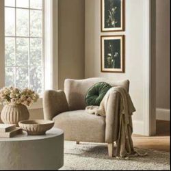 Accent chairs ***new***
