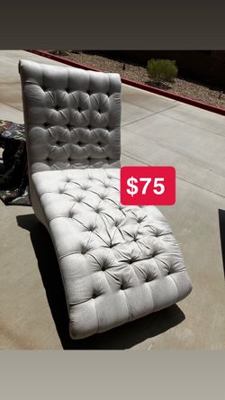 Tufted Oversized Chaise Lounge couch chair