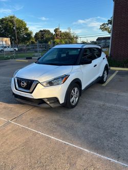 2019 Nissan Kicks