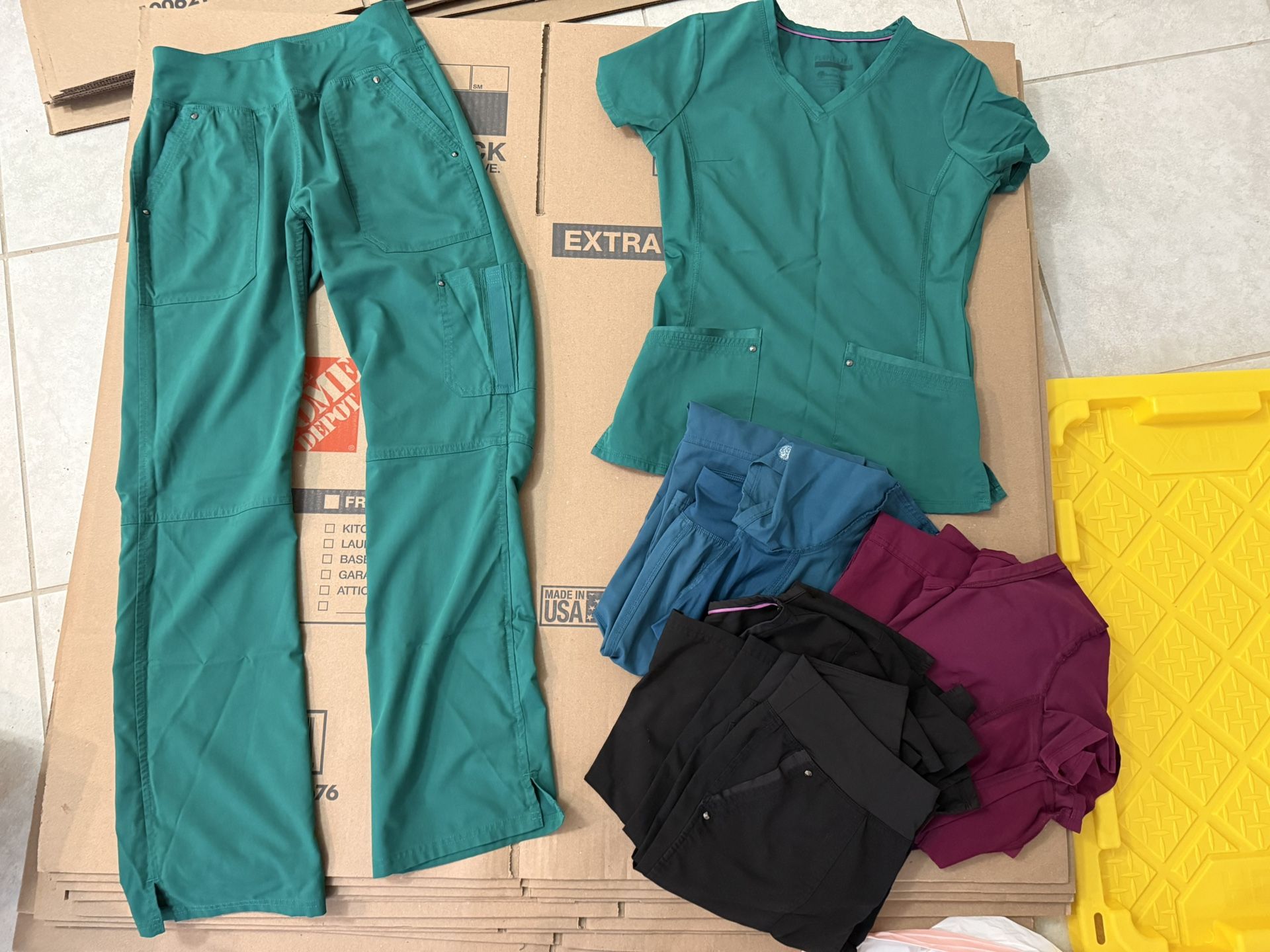 Medical Scrubs 