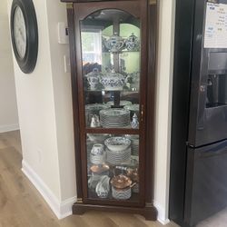 Corner Curio
