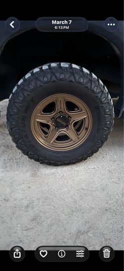 For sale 4 tires $ rims  17 Method   285/70/17 for dodge 1(contact info removed) to 2016