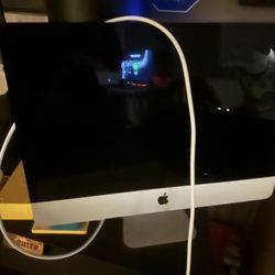 Old Mac Computer 