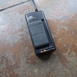 Camcorder charger for vhs-c