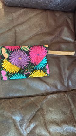 Cartera mexicana bordada nueva