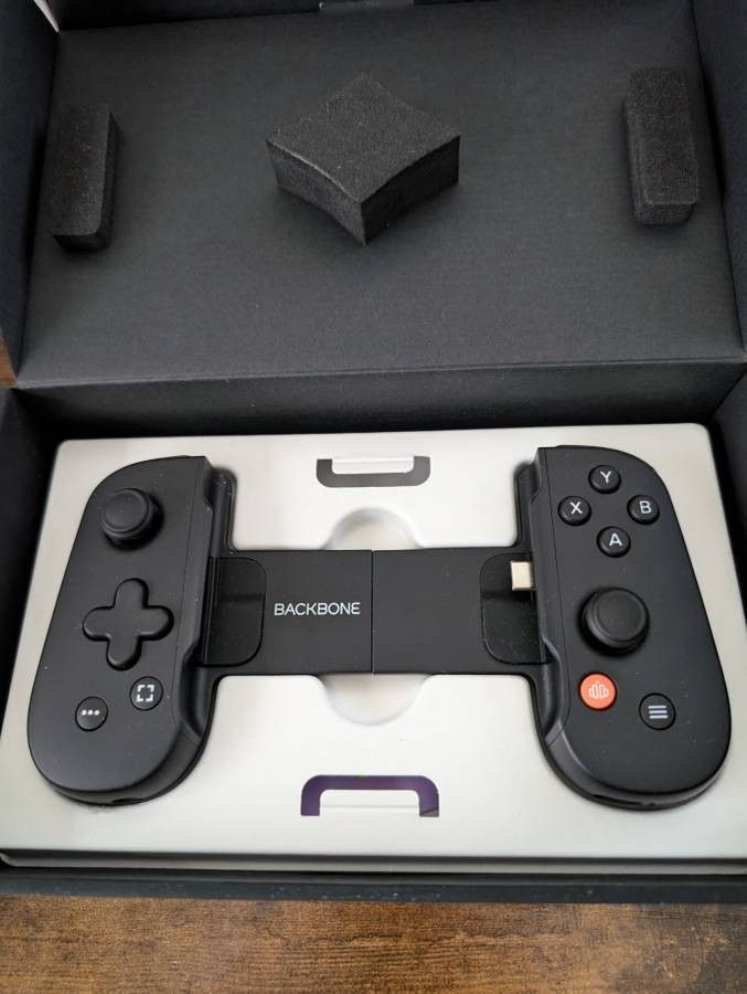 Backbone Game Controller Android iPhone