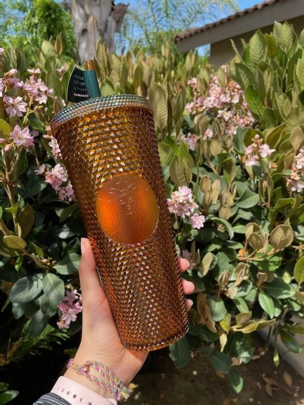 VERY RARE STARBUCKS 2021 HONEYCOMB CUP.
