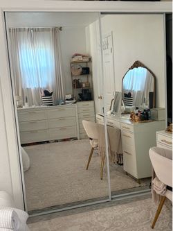 Closet mirror doors