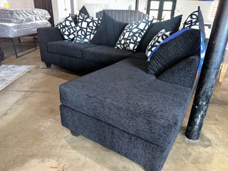 🛋️🔥 NEW BLACK PLUSH SECTIONAL — IN STOCK & GOING FAST 🔥 $0 Down, Financing Available