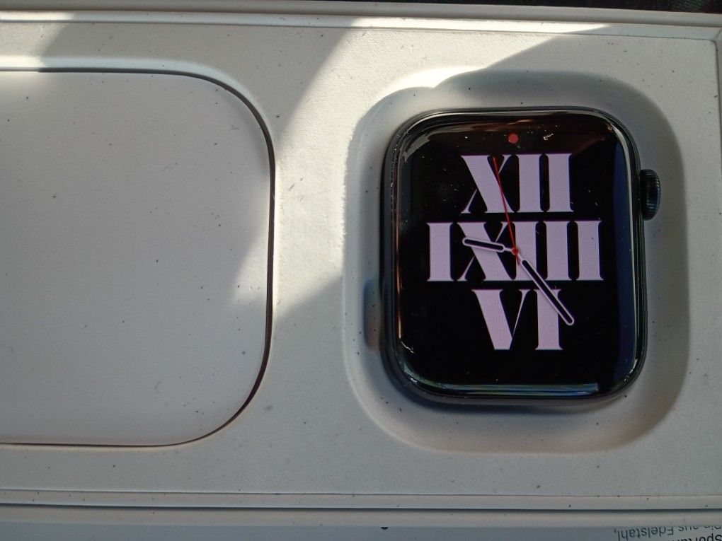 Apple Watch Se 3 $$250$$