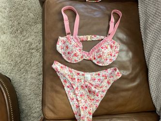 WOMEN’S SWIMSUIT SZ S