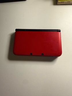 Red Nintendo 3DS XL (CANT READ GAMES. USE FOR PARTS)