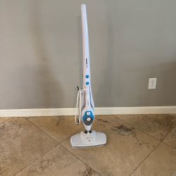 Steam Mop- In Great Condition