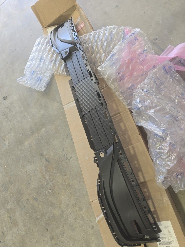 21-24 Shutter For Mustang Mach E