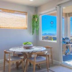 Dining Table 4 Chairs 