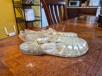 Clear Glitter, size 8,  Jelly Sandals with Buckle Strap