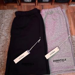 Essentials Shorts 