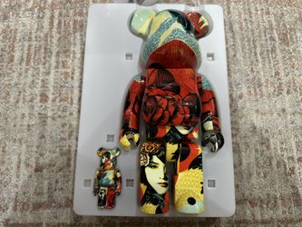 Obey Bearbrick 400% & 100% Autographed 
