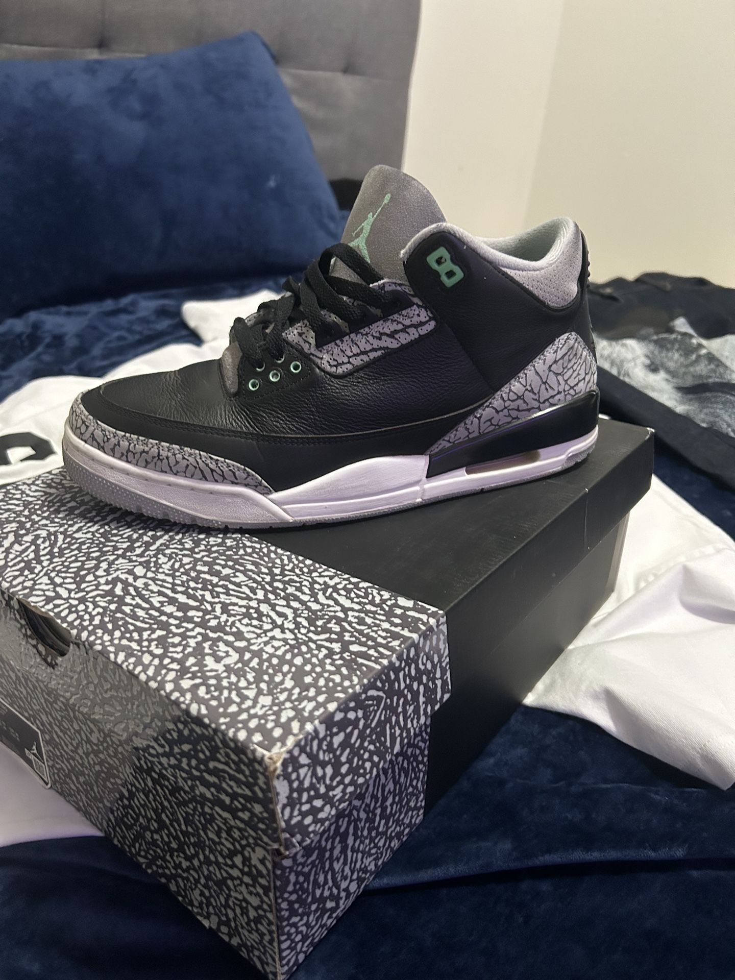 Jordan 3 GREEN GLOW 11