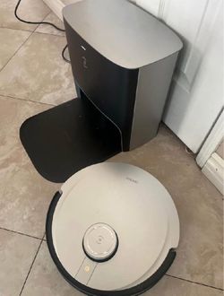 Great condition DEEBOT X1 PLUS Robotic Vacuum Cleaner retail $1149, ECOVACS  DEEBOT's top-of-the-line cleaning system that takes overall mopping exper