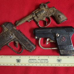 Vintage Toy Cap Guns All For $40