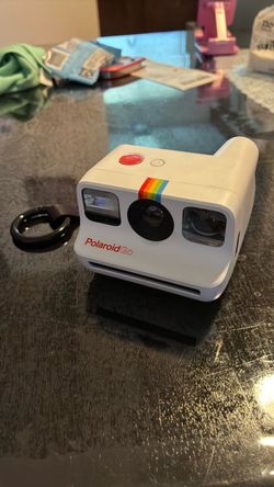 Polaroid GO