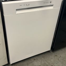 💥Great Deal💥 24 in. White Front Control Dishwasher with Stainless Steel Tub and SenseClean