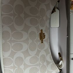 White Coach Bag 
