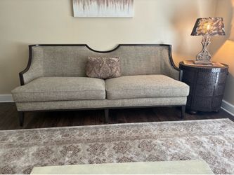 Living room set with carpet