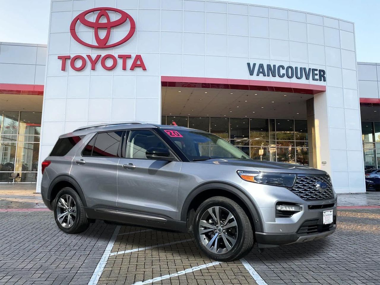 2020 Ford Explorer