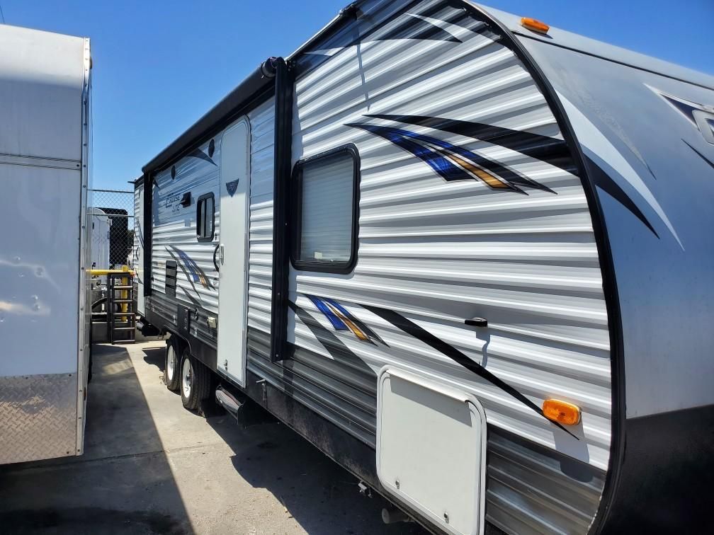 2017 Salem Cruise Lite Trailer