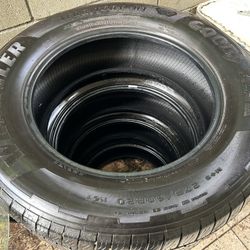 Good Year Tires 275/60/20