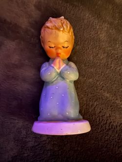 A Child's Prayer," #17 from Goebel's Charlot Byj line