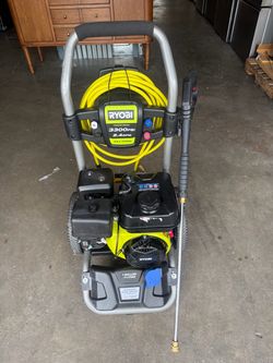 RYOBI 3300 PSI 2.4 GPM Cold Water Gas Pressure Washer with 212cc Engine