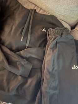 Black Alo Set Size Small