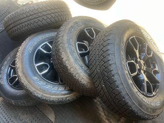 JEEP WRANGLER RUBICON RIMS AND TIRES