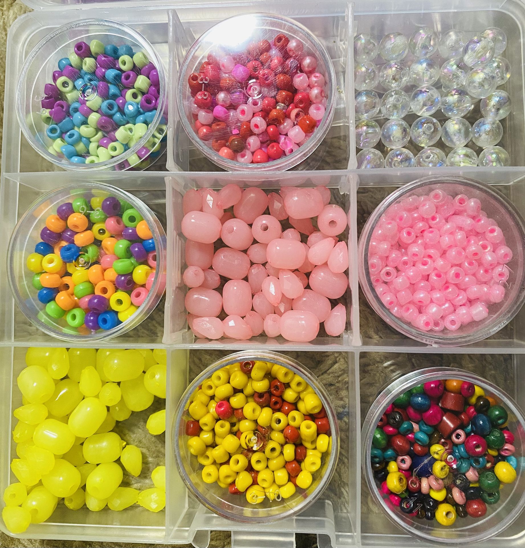 Colorful E-beads