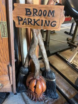 Premium Halloween Stand