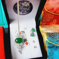 925 STERLING SILVER NECKLACE WITH JADE STYLE PENDANT