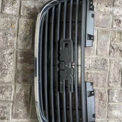 Front Grill GMC Yukon