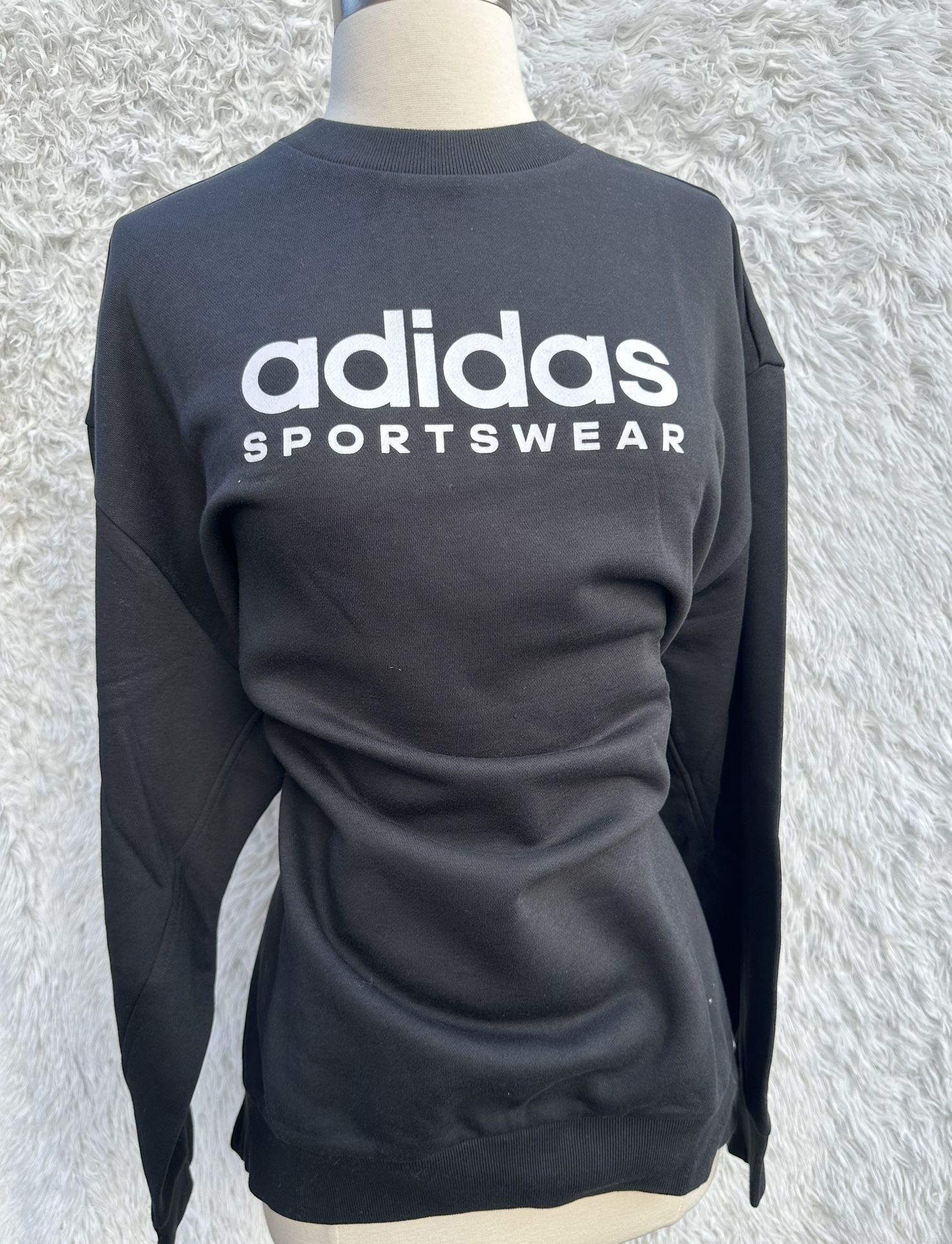 Adidas Black Crewneck sweater in size medium New
