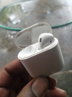 Airpods  Untested As Is