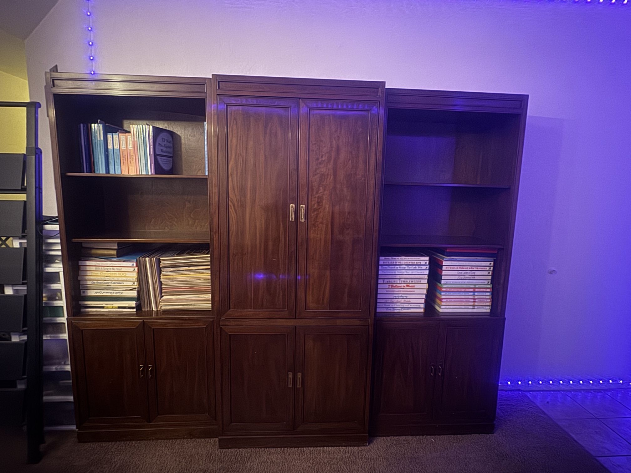 Ethan Allen Armoire- As Is- See Pics- Bring HELP to Pickup ! Comes Apart For Transport
