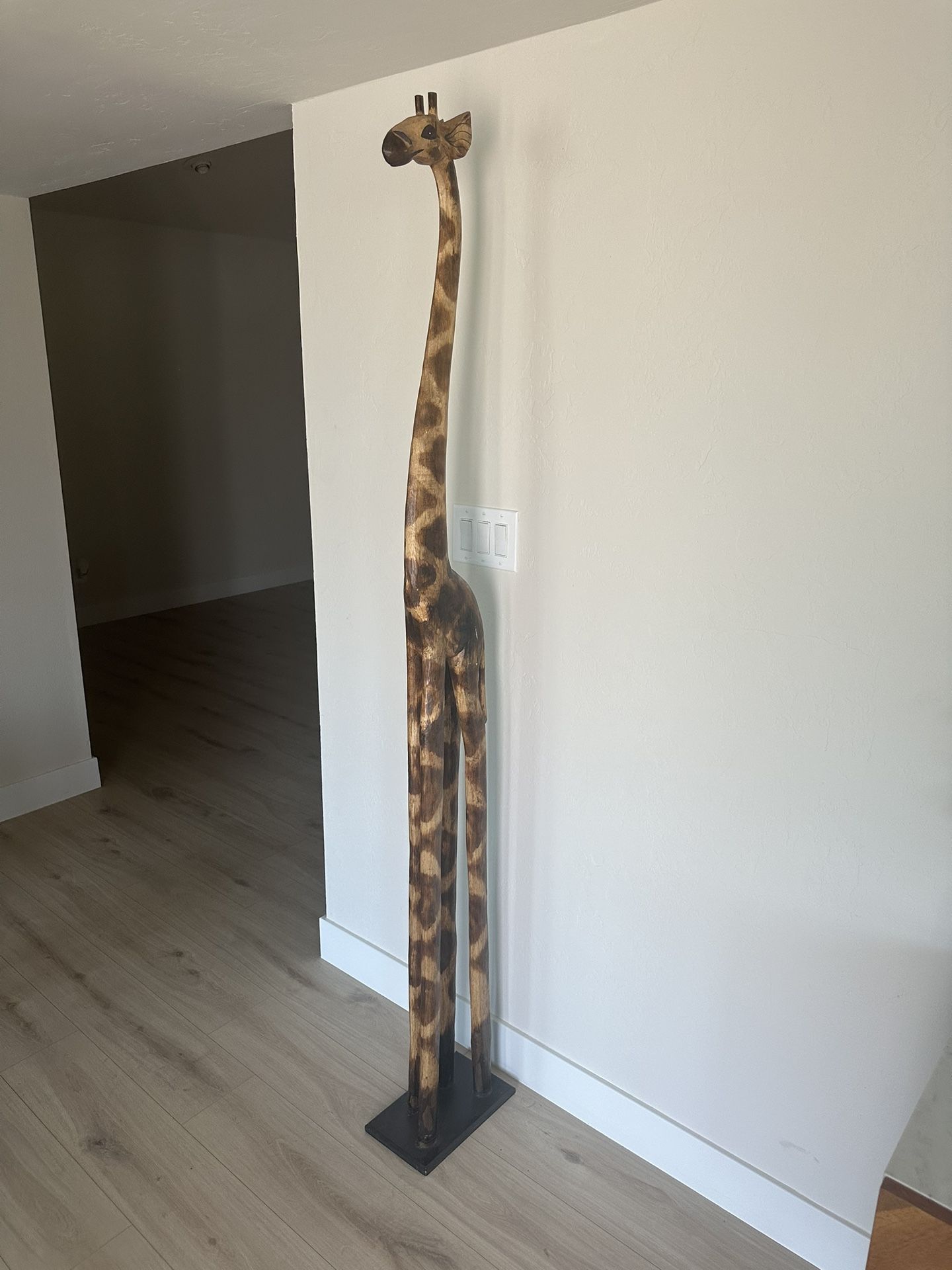 6.5’ Tall Wood Giraffe
