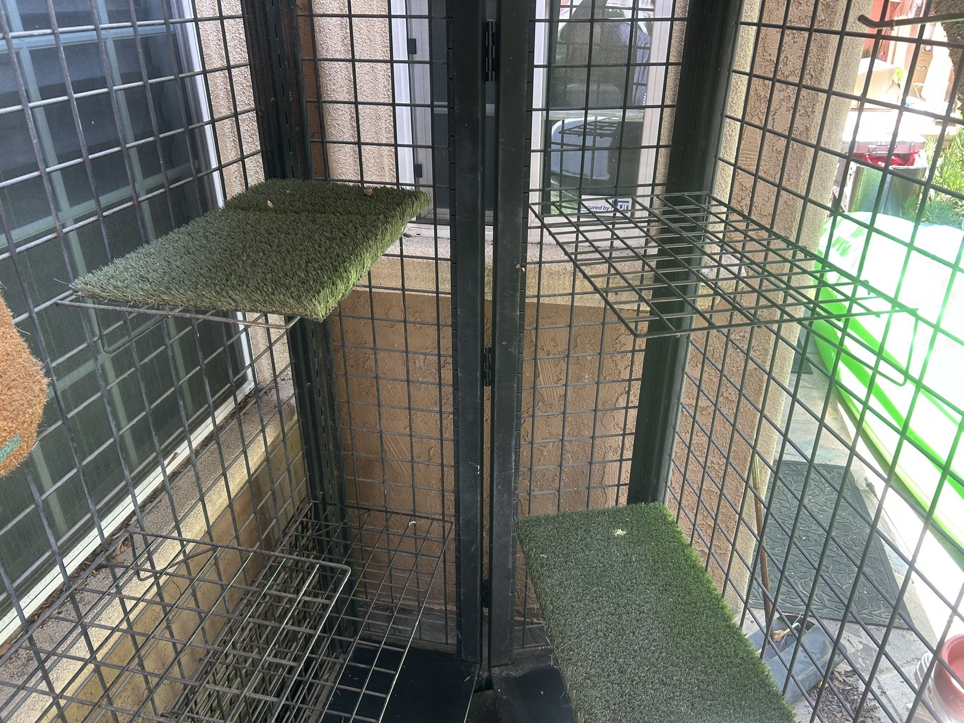 Animal Habitat Enclosure