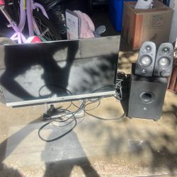 HP Big Monitor Excellent Picture And Sound System Speakers 