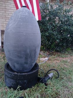 Egg water fountain
