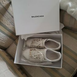Balenciaga Women's shoes Balenciaga size 11 B used a few time selling very cheap